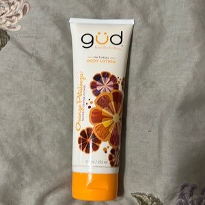 gud Orange Petalooza Body Lotion Burt's Bees